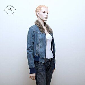XOXO Faux Fur Cropped Denim Jacket Blue Women M‎